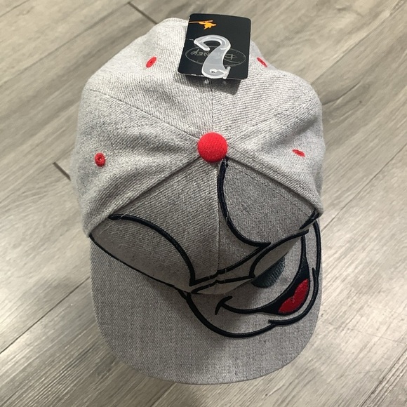 Disney Winking Mickey Mouse Gray Embroidered SnapBack Adjustable Cap NWT - Picture 2 of 8